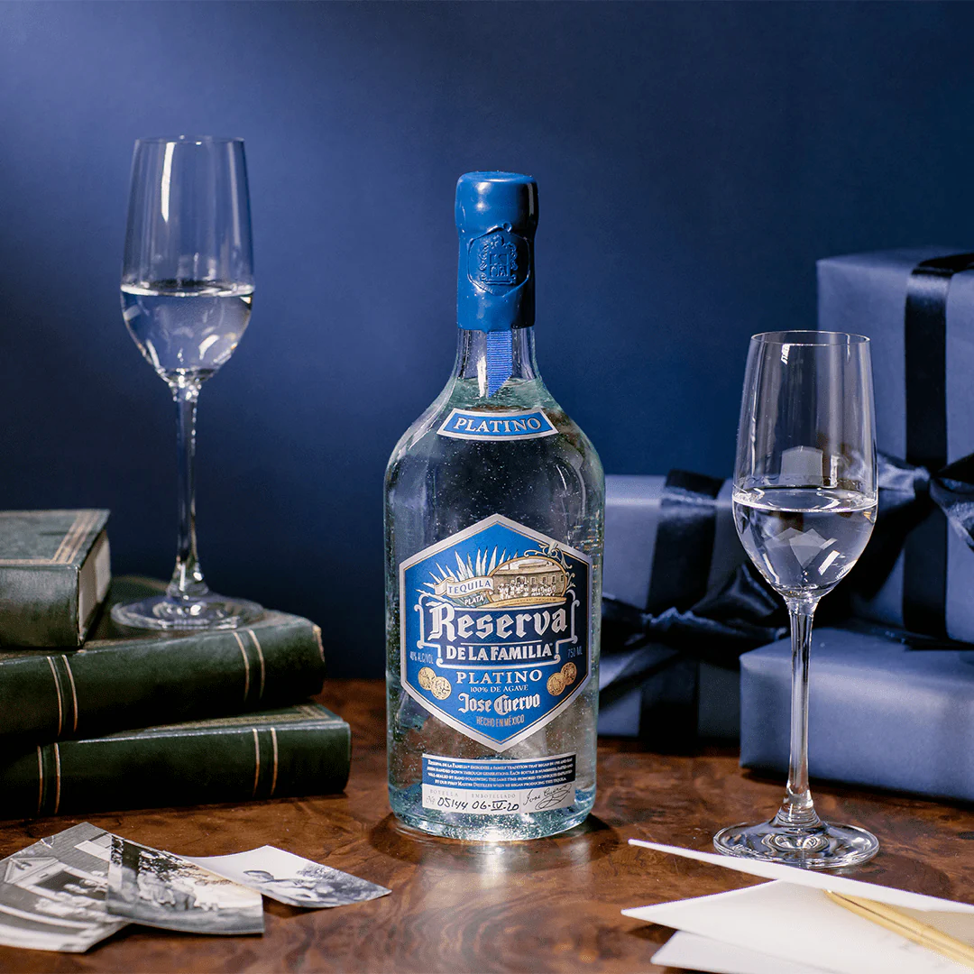 cuervo-rdlf-platino-carousel-01